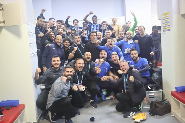 Adana Demirspor İzmir'den 3 puanla döndü